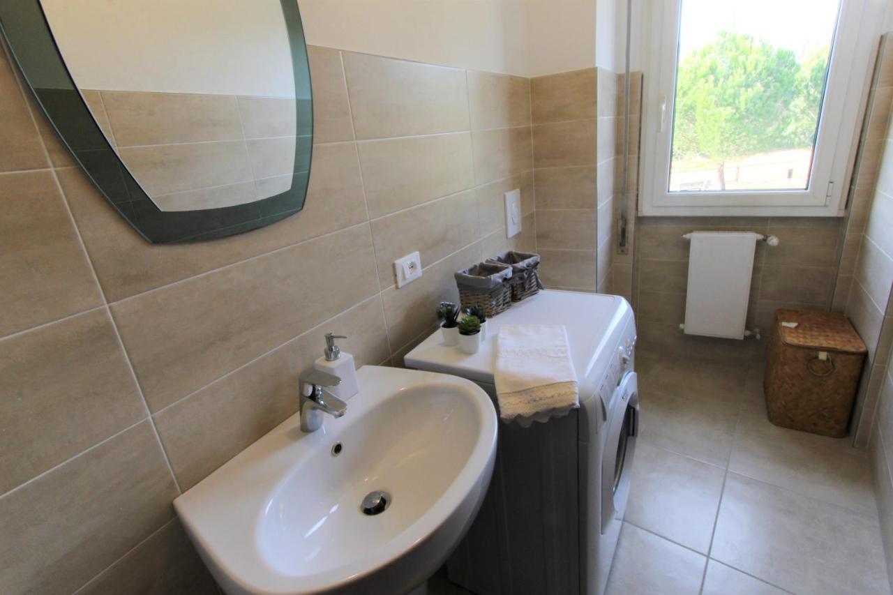 Appartamento Anna Desenzano del Garda Exterior foto